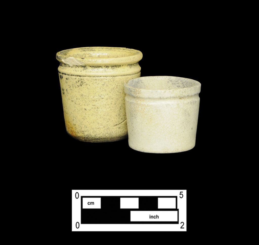 Ceramic ointment containers from 1018 Palmer Street (4A-C-0028, left, and 4A-C-0113, right)